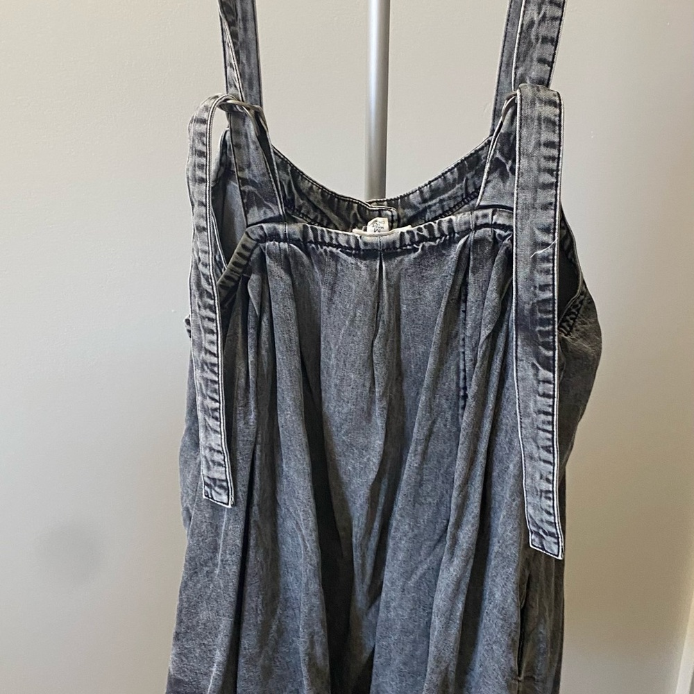 Easel Button-Front Flowy Denim Dress – Size Medium - Picture 5 of 12
